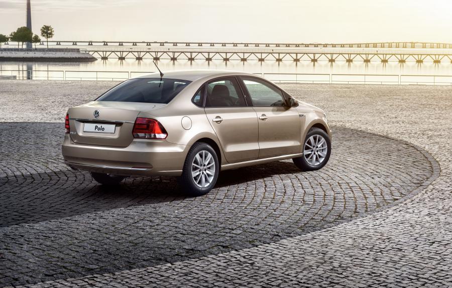  Volkswagen Polo Sedan 2015 года  (фото 6 из 30)